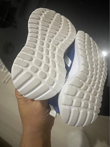 20 Beden Adidas 20 numara spor ayakkabı