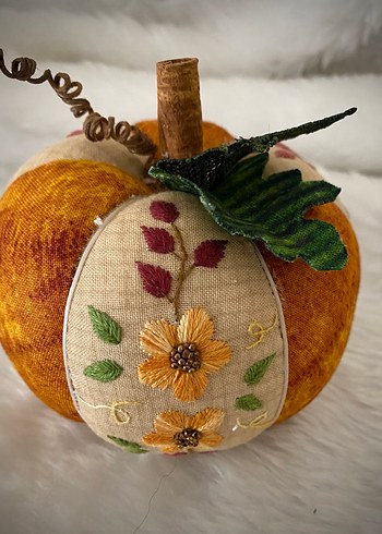 Nakışlı Turuncu Kumaş Kabak Dekoru - Görsel 2