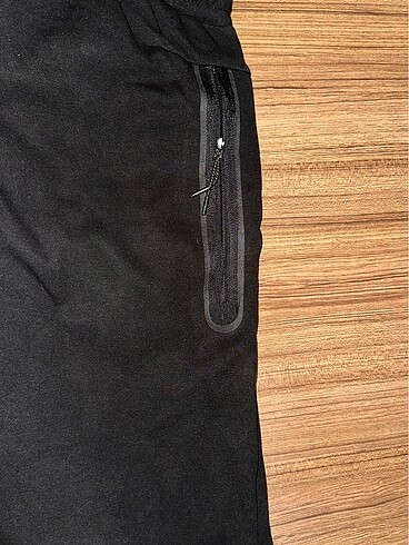 m Beden siyah Renk Nike tech fleece 23. Sezon