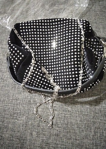 Siyah Pul Detaylı Puantiyeli Kadın Çanta - Görsel 3