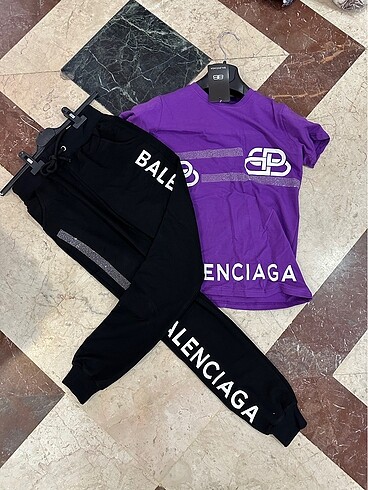Balenciaga eşofman takımı