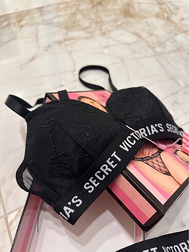 Victoria s Secret Victoria?s Secret İç Çamaşır Takımı