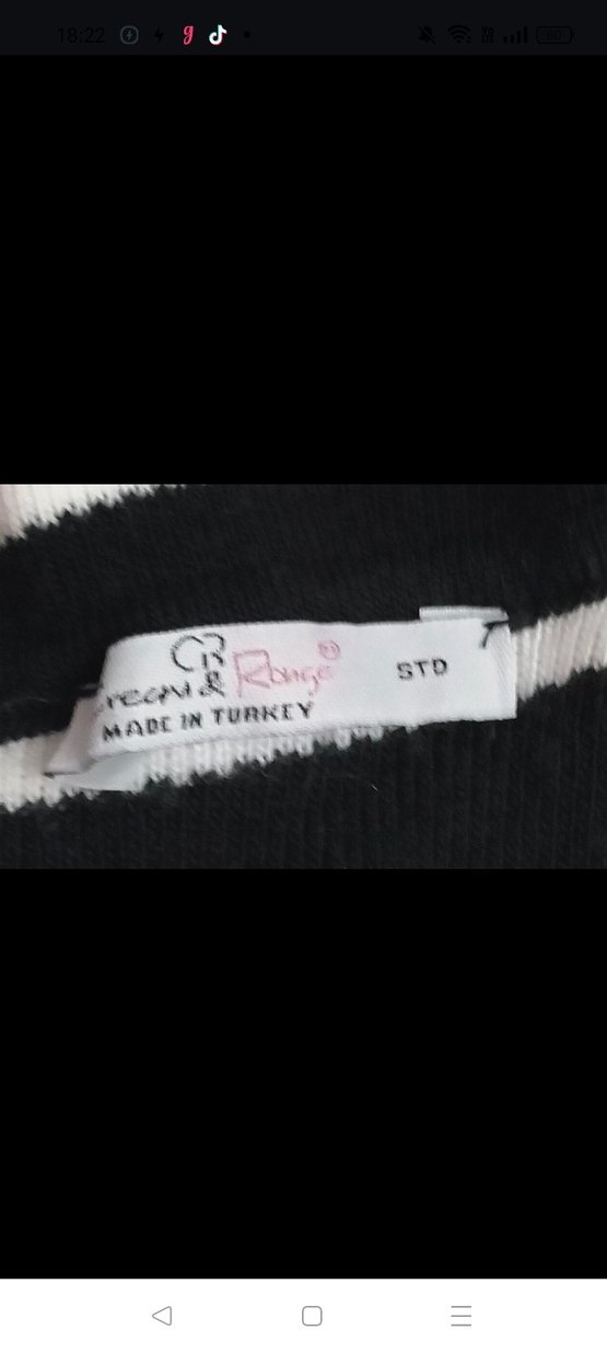 Siyah Beyaz Çizgili Düğmeli Kadın Hırka - Görsel 3