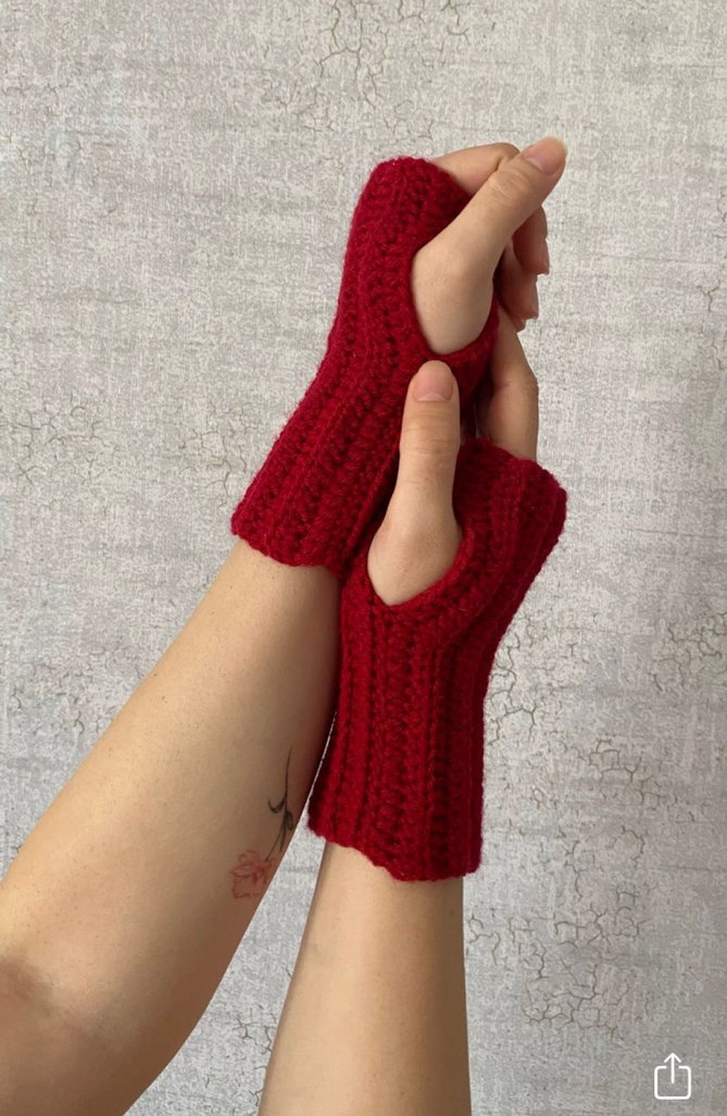 Kırmızı Örgü Parmaksız Kadın Eldiveni - Görsel 2