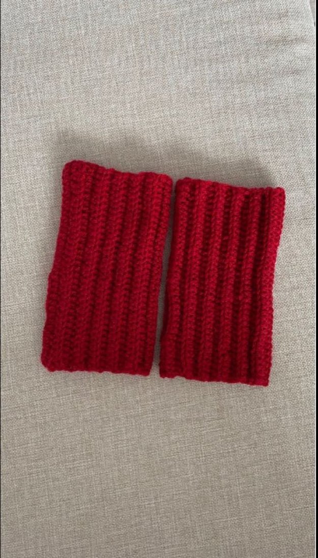Kırmızı Örgü Parmaksız Kadın Eldiveni - Görsel 5