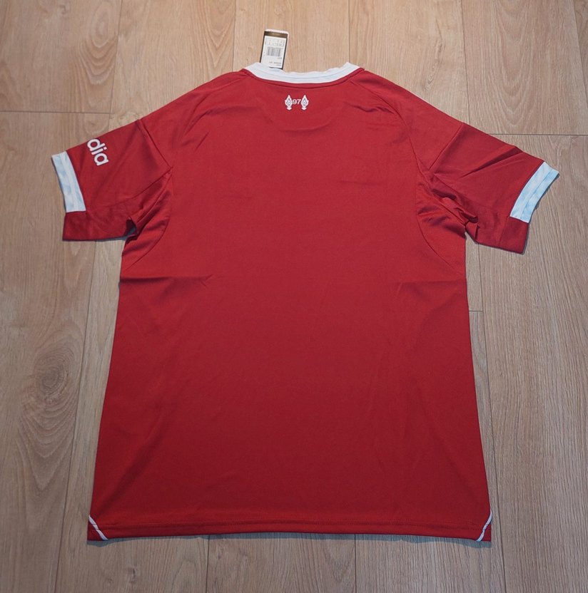 Liverpool 25/26 İç Saha Forması - Görsel 4