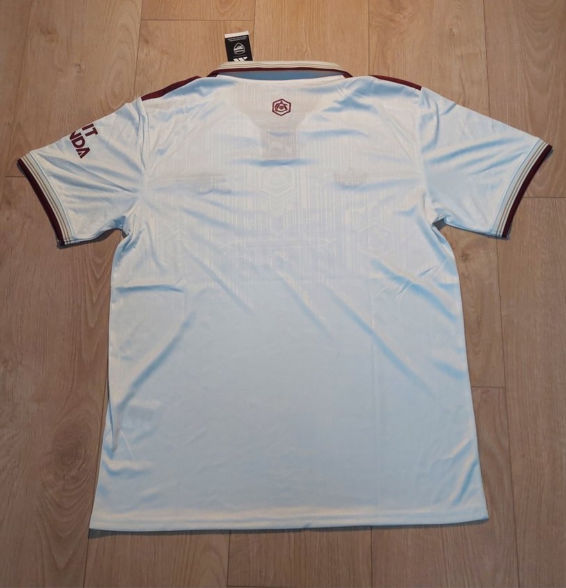 Arsenal 25/26 Alternatif Forma - Görsel 4