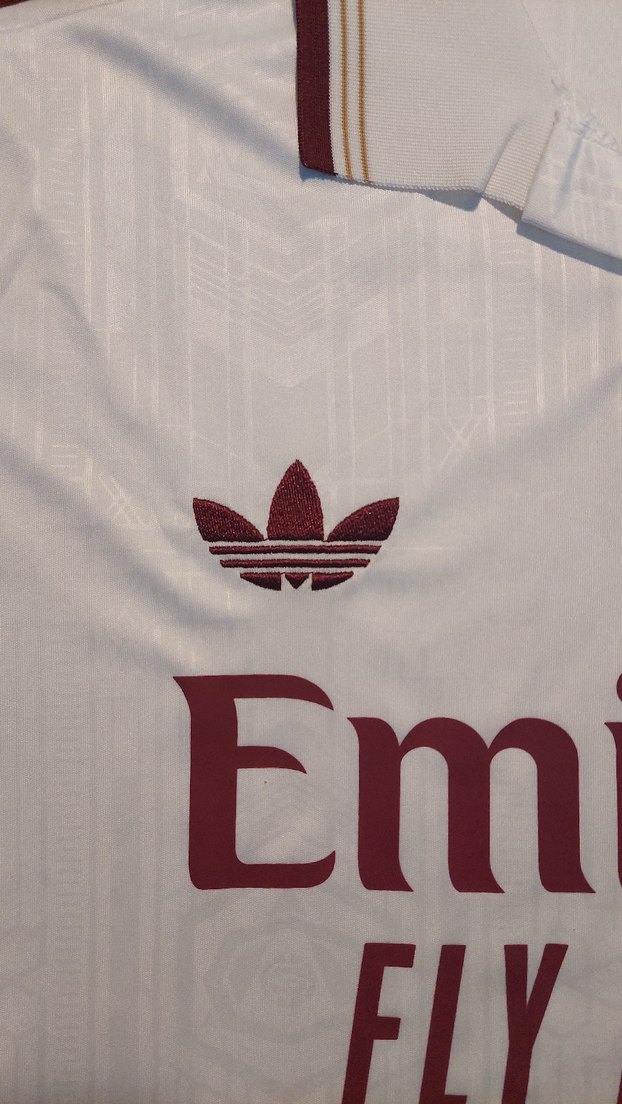 Arsenal 25/26 Alternatif Forma - Görsel 2