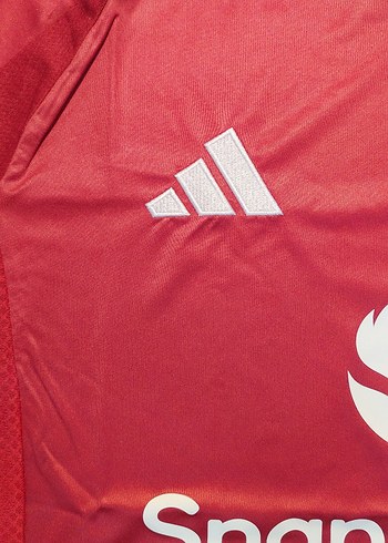 Manchester United 24/25 İç Saha Forması - Görsel 2