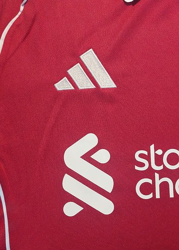 Liverpool 25/26 İç Saha Forması - Görsel 2