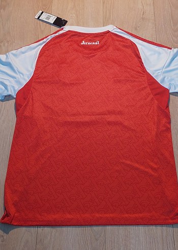 Arsenal 25/26 İç Saha Forması - Görsel 3