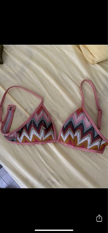 oysho bikini üstü