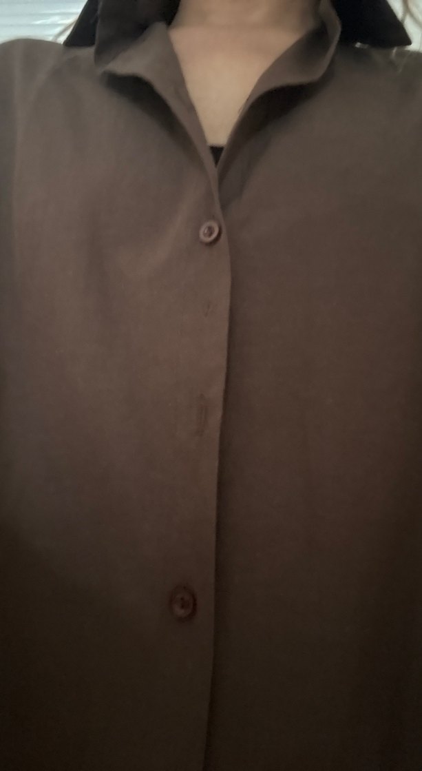 Düğmeli Kahverengi Keten Kadın Gömlek - Görsel 2