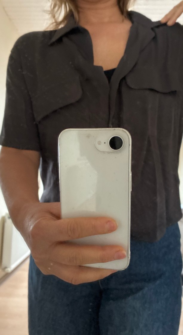 Düğmeli V Yaka Gri Kadın Gömlek - Görsel 5