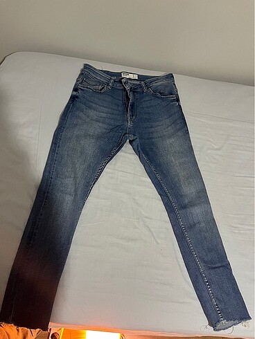 BERSHKA DAR PAÇA PANTOLON