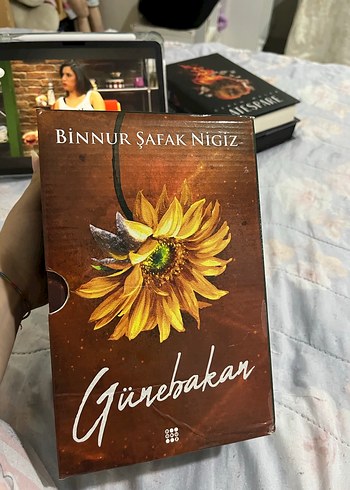 Binnur Şafak Nigiz Üçlü Roman Seti - Görsel 2