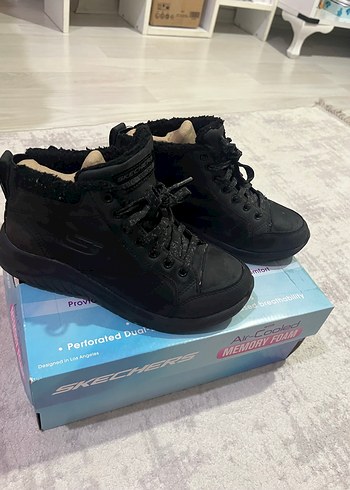 Skechers Siyah Dolgu Topuklu Spor Ayakkabı - Görsel 2