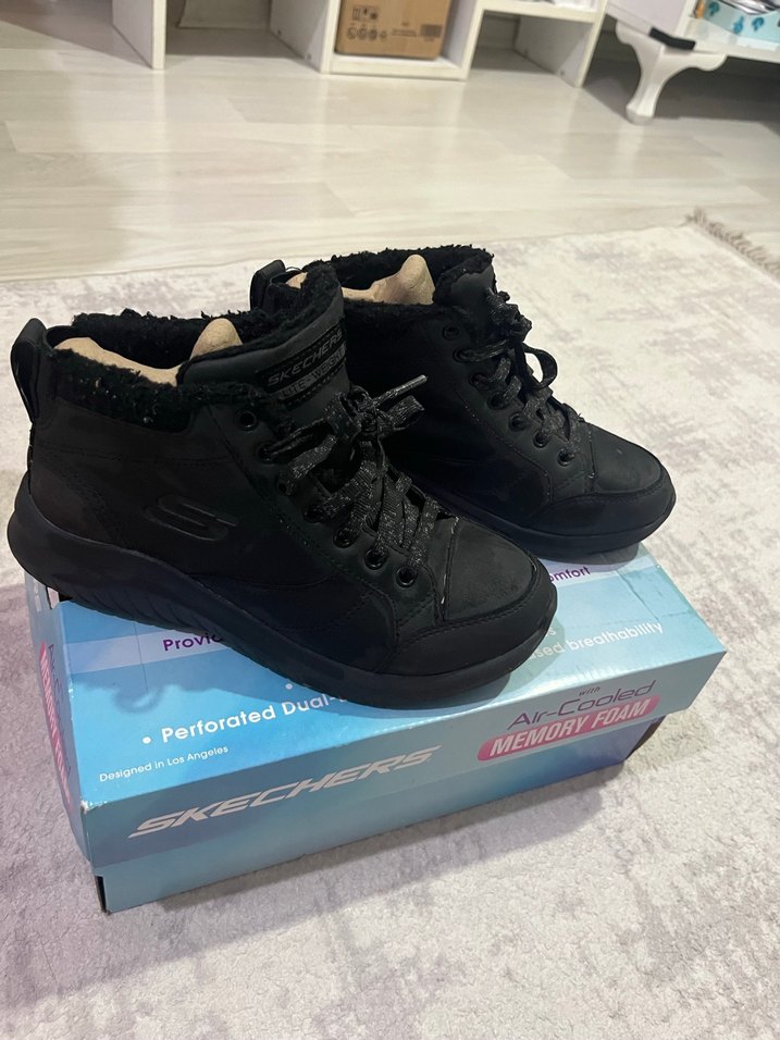 Skechers Siyah Dolgu Topuklu Spor Ayakkabı - Görsel 2