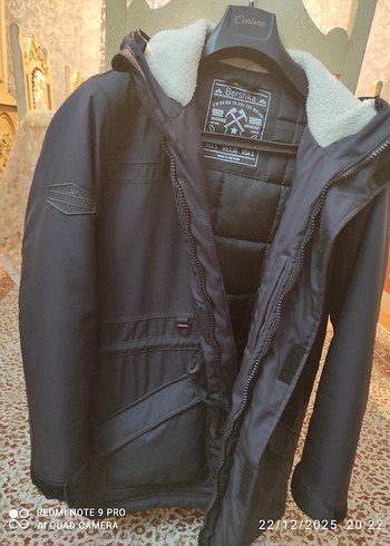 Bershka Siyah Erkek parka - Görsel 4