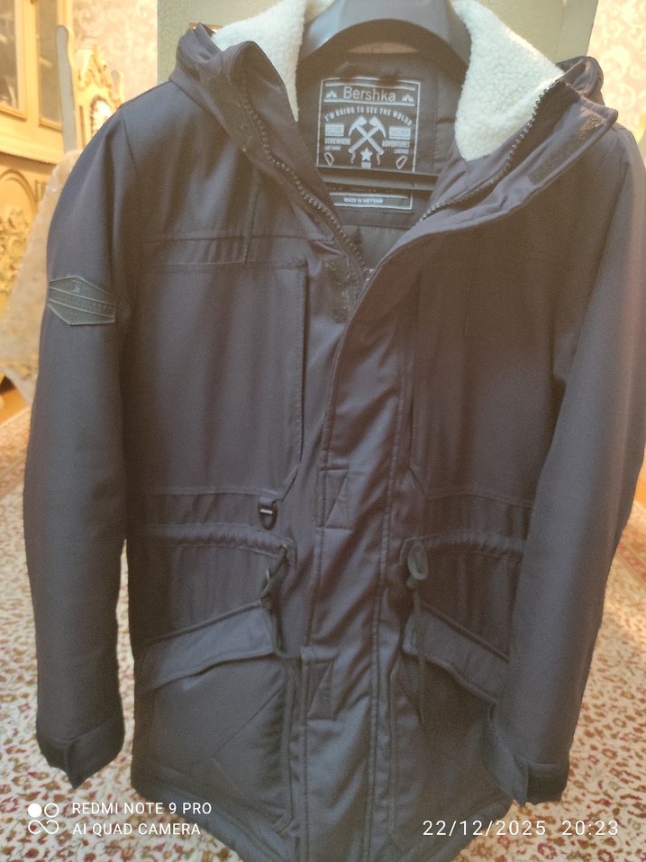 Bershka Siyah Erkek parka - Görsel 3