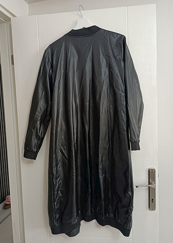 Kadın Siyah Uzun Deri Ceket - Görsel 4