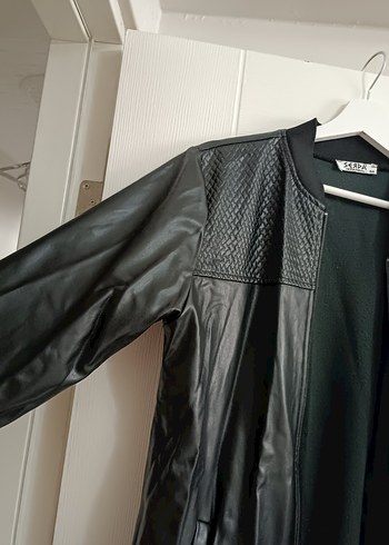 Kadın Siyah Uzun Deri Ceket - Görsel 3