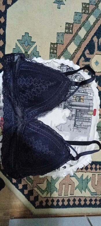 Seksi dantelli iç çamaşır modelleri bralet sütyenler
