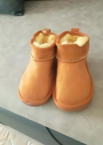 Ugg Bej Süet Kadın Kürklü Dolgu Topuk Bot