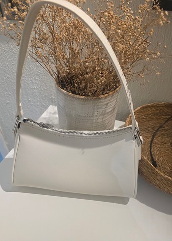 Beyaz Deri Minimalist Kadın Çanta