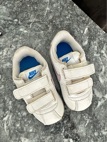 Nike Kız çocuk spor ayakkabı