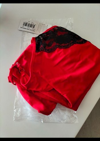 Kırmızı İp Askılı Midi Gecelik - Görsel 4