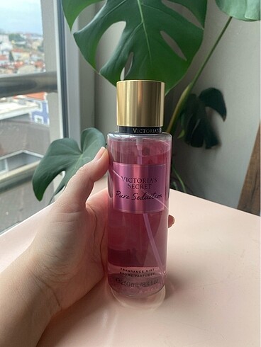 Victoria s Secret Victoria?s Secret pure seduction vücut spreyi
