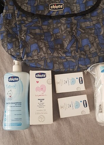 Chicco bebek çantası ve set