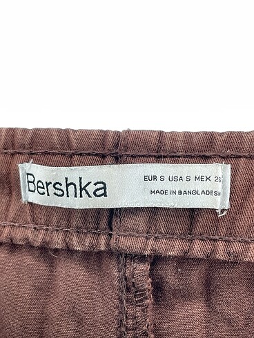 s Beden kahverengi Renk Bershka Jean / Kot %70 İndirimli.