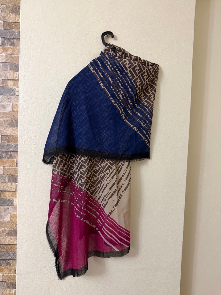 Fendi desen Kadın Şal - Görsel 3