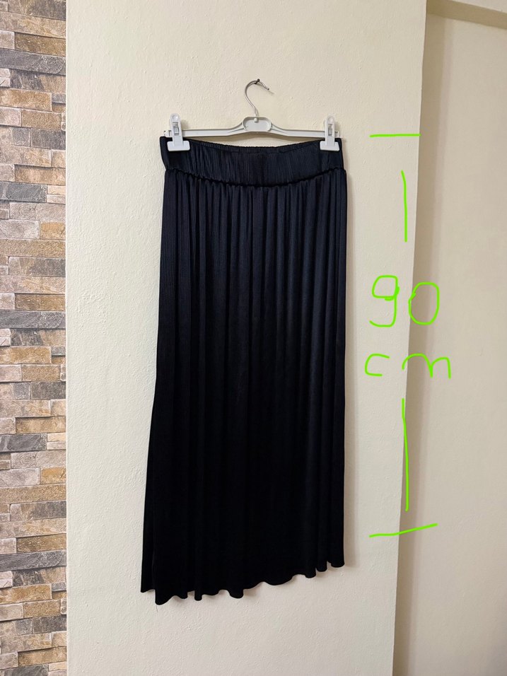 Siyah Pilili Uzun Kadın Etek - Görsel 2