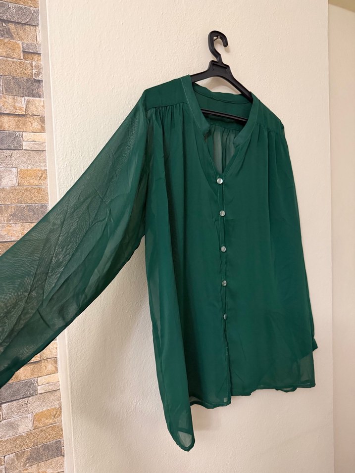 Transparan Düğmeli Yeşil V Yaka Kadın Gömlek - Görsel 2