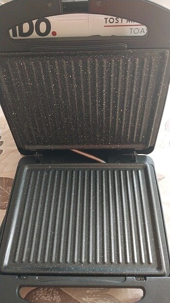 Tost makinası