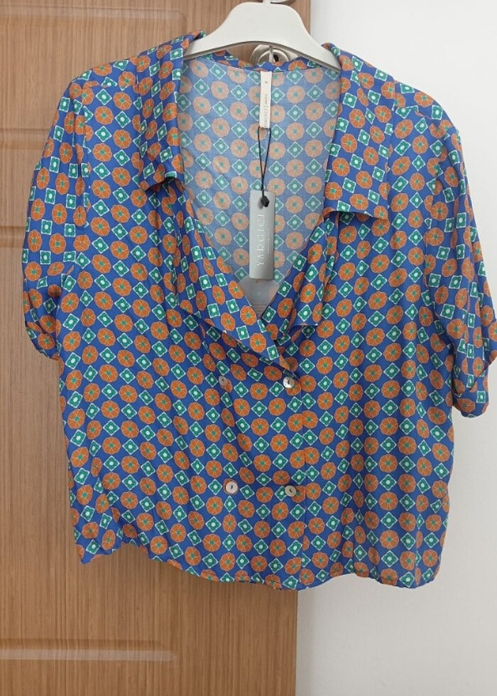 Yargıcı marka etiketli gömlek  - Görsel 3