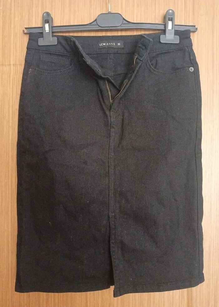 Temiz yeni ayarında etek  - Görsel 2