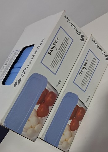 Mavi Kapaklı Plastik Saklama Kapları - Görsel 3