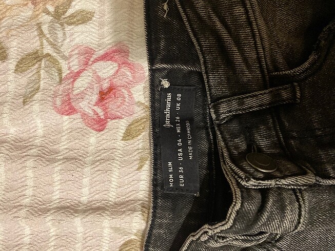 Stradivarius stradivarius mom jean