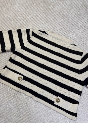 Çizgili Triko hırka - Görsel 3