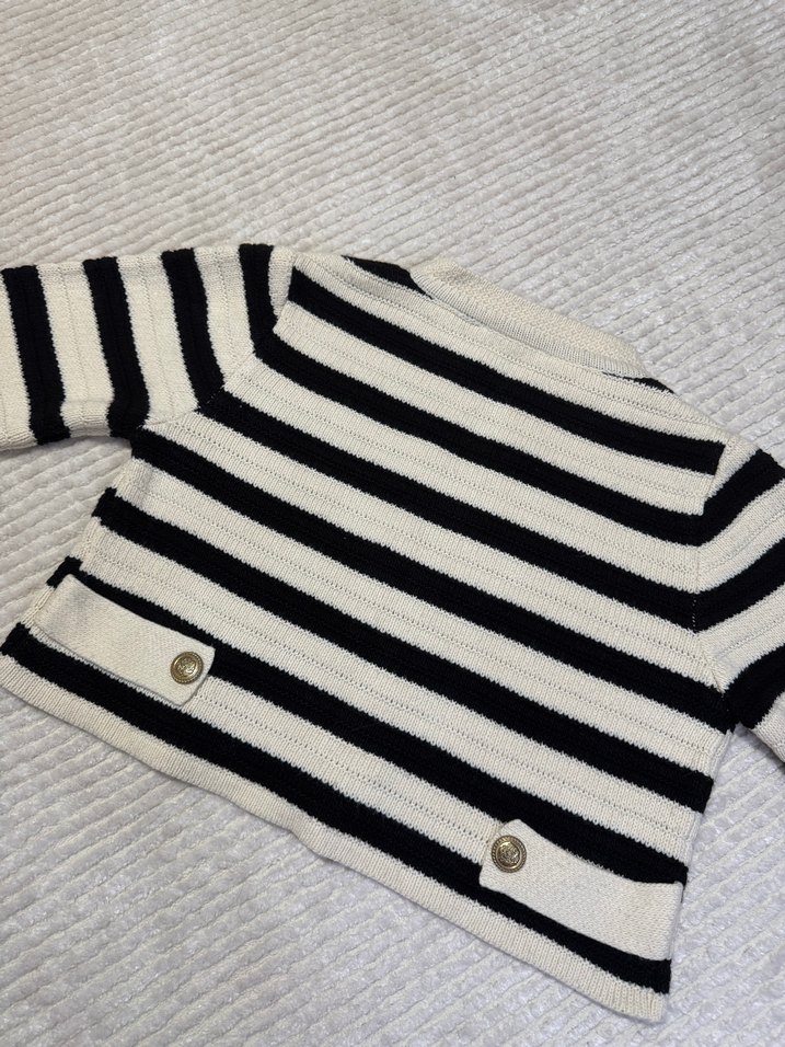 Çizgili Triko hırka - Görsel 3