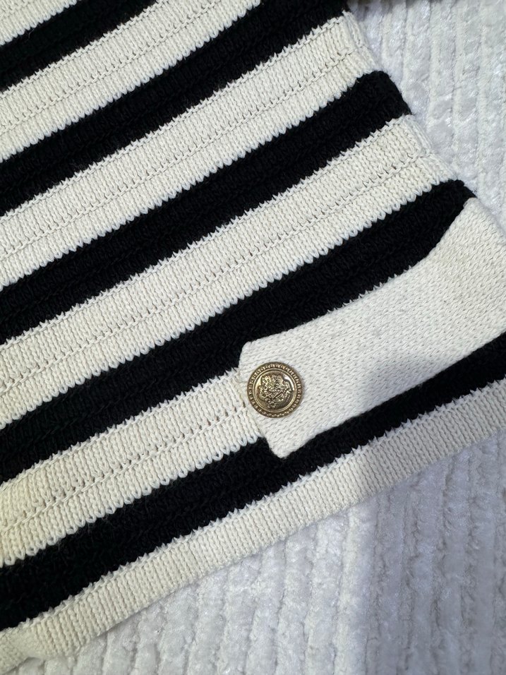 Çizgili Triko hırka - Görsel 4