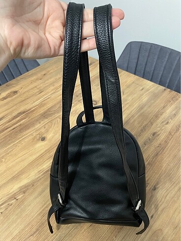 Beden siyah Renk Stradivarius sırt çantası