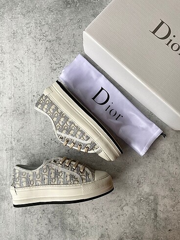 Dior sneakers