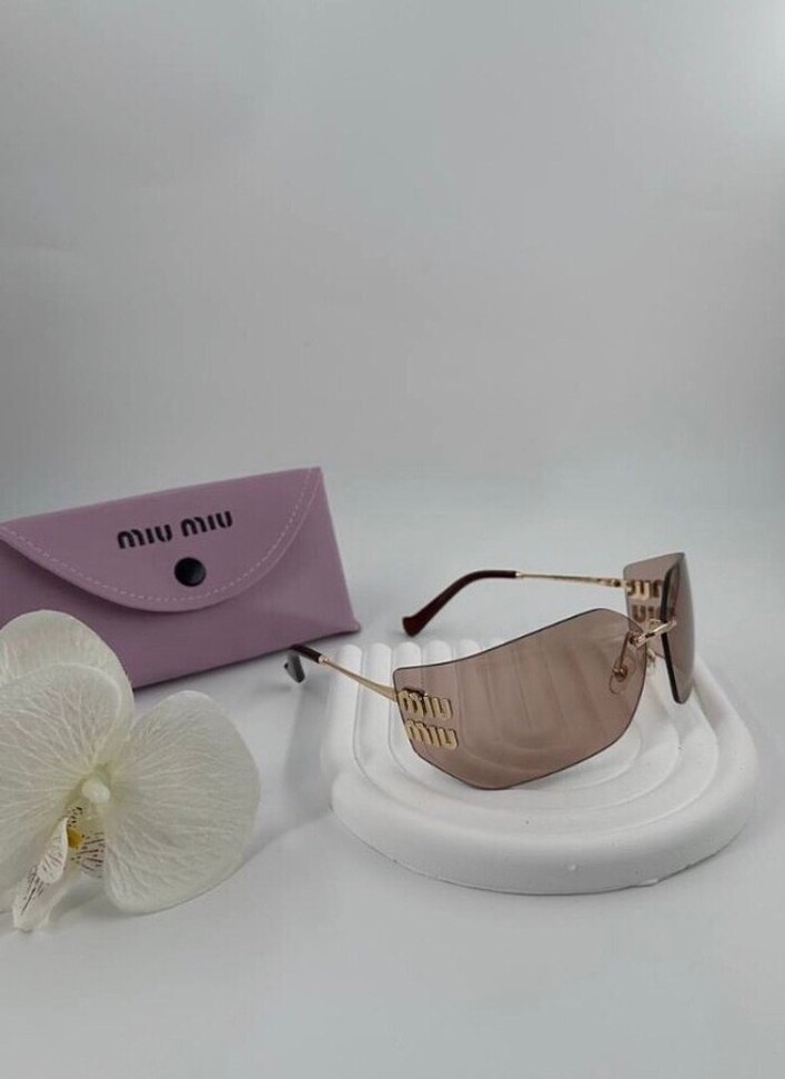 Miu Miu Siyah Minimalist Kadın Güneş Gözlüğü - Görsel 2