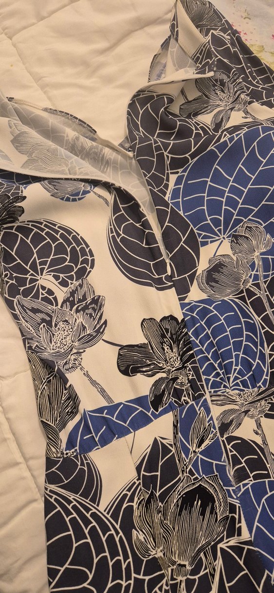 Mavi Siyah Baskılı Uzun Kollu Rahat Tulum - Görsel 3