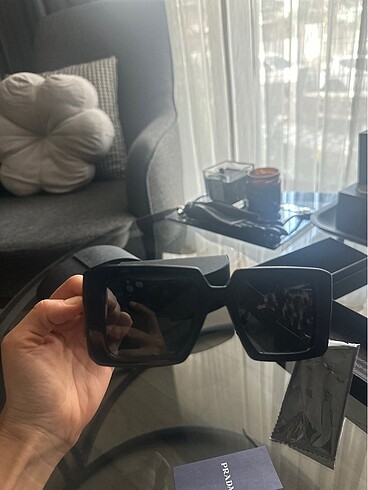 Prada gözlük